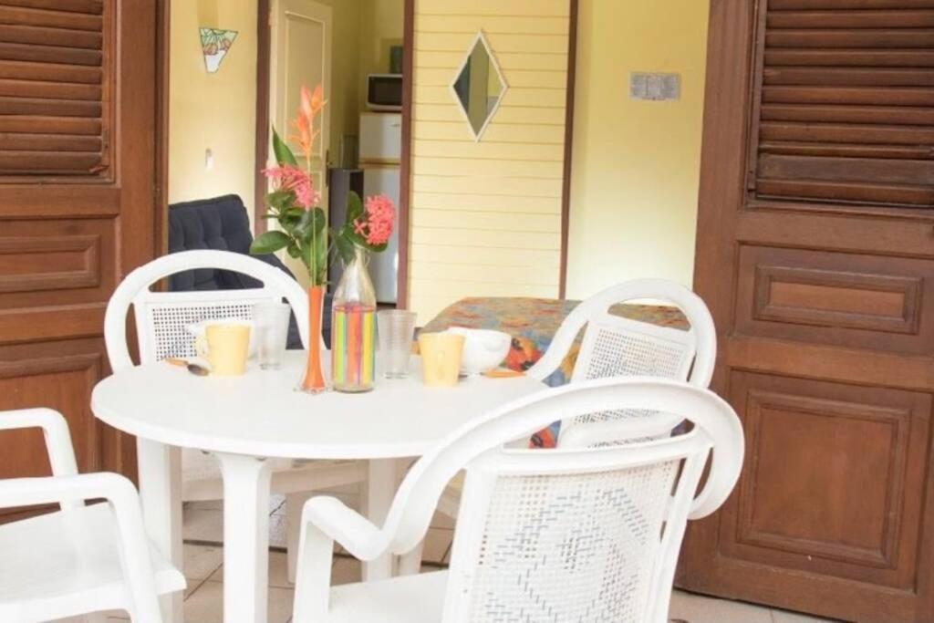 Appartement Populaire Sainte-Anne Esterno foto