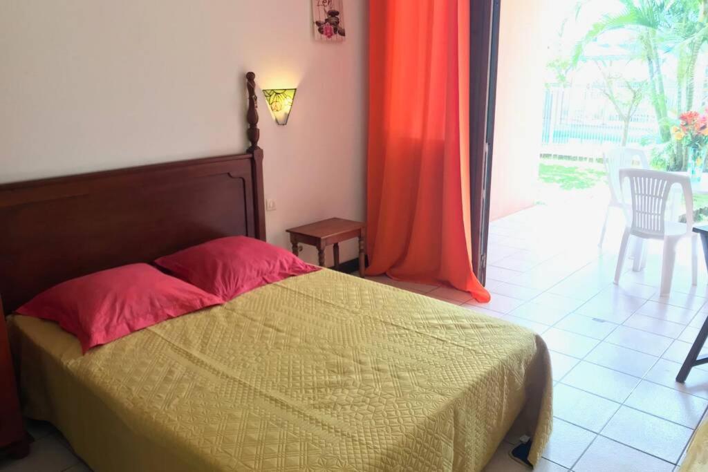 Appartement Populaire Sainte-Anne Esterno foto